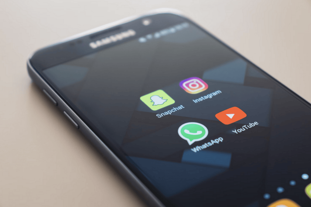 如何利用WhatsApp在线接待优化出海品牌客户服务?