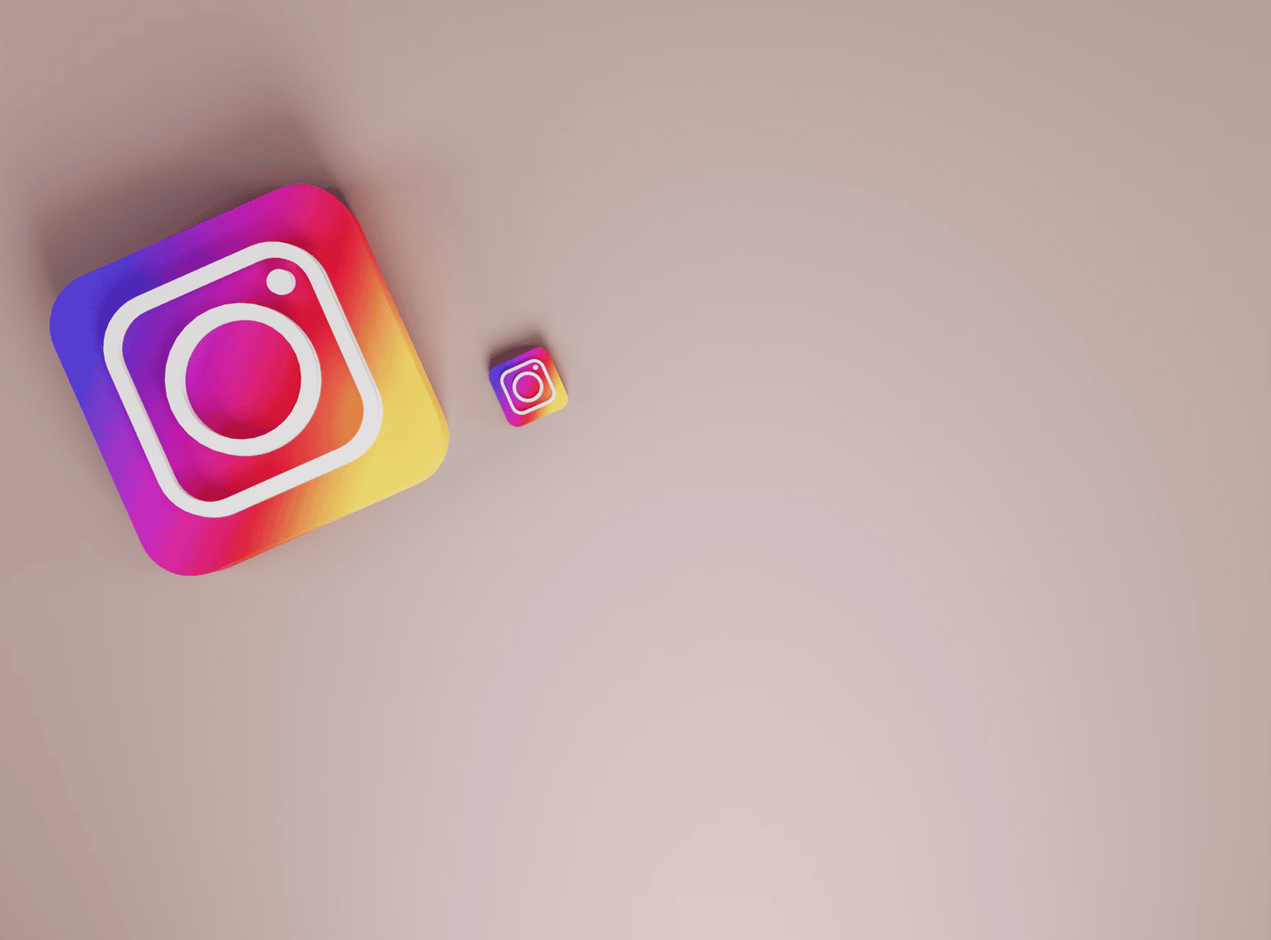 Instagram与WhatsApp,谁更适合你的品牌?