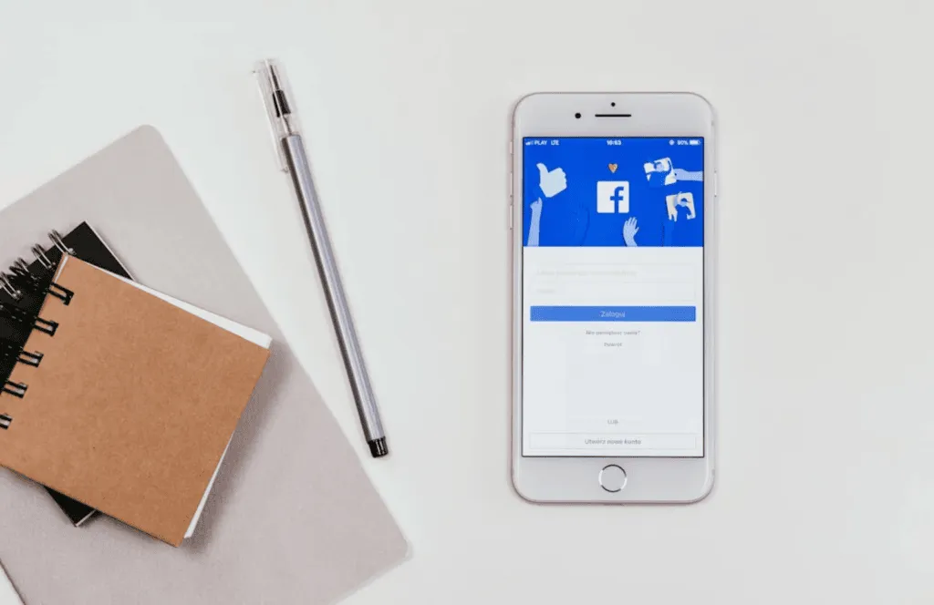 Facebook自动回复设置指南(2024)