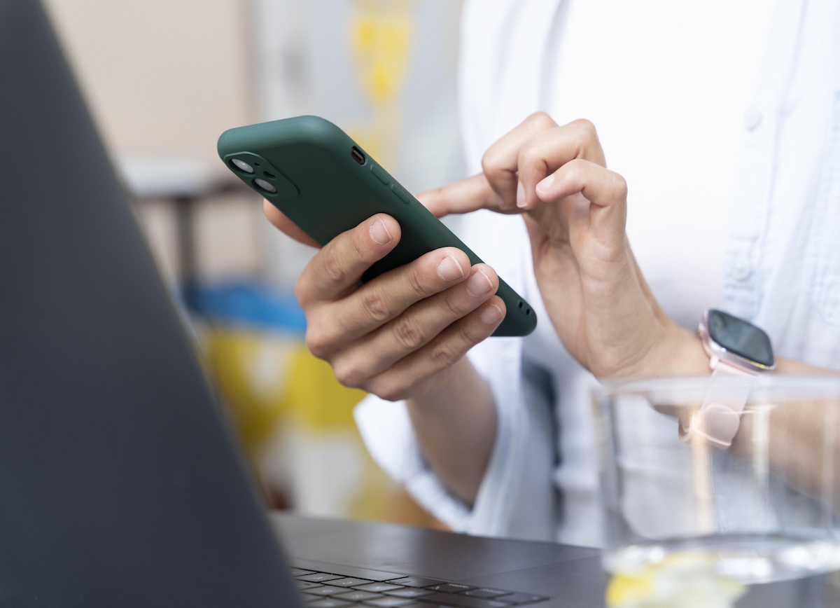 WhatsApp 养号全攻略：封号率降至 1%